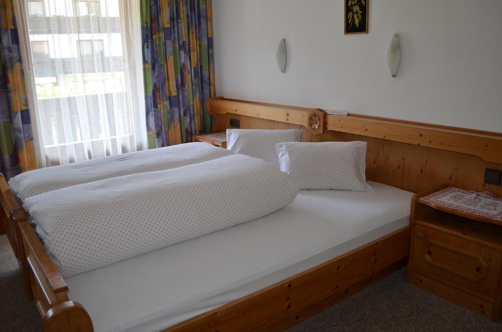 Hotel Lärchenhof Leutasch Zimmer foto